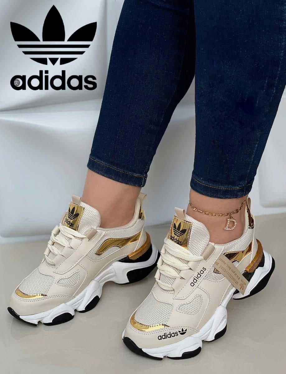 ADIDAS CORAZÓN